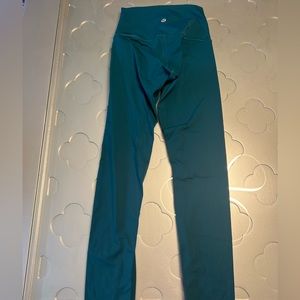 Lululemon Wunder under